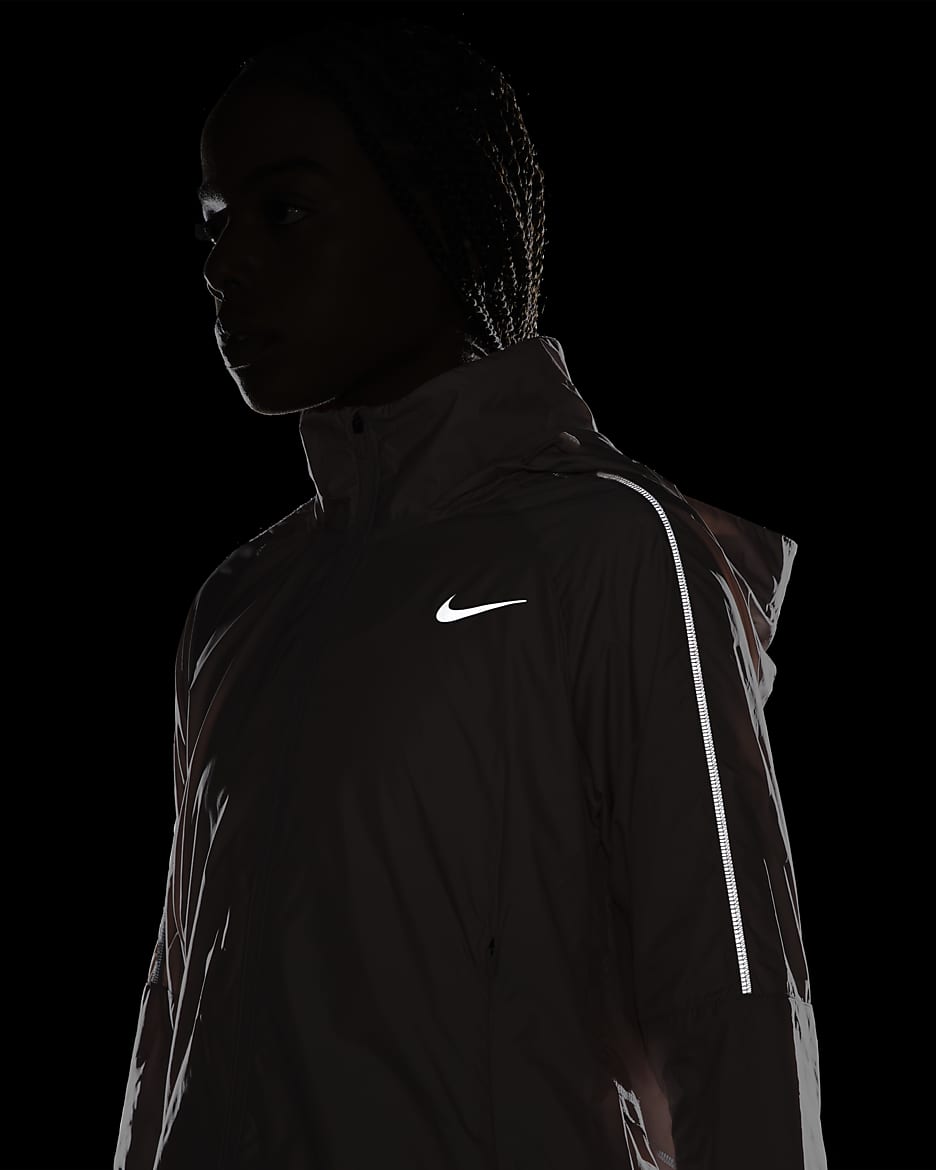 Nike shield women's running jacket review sale